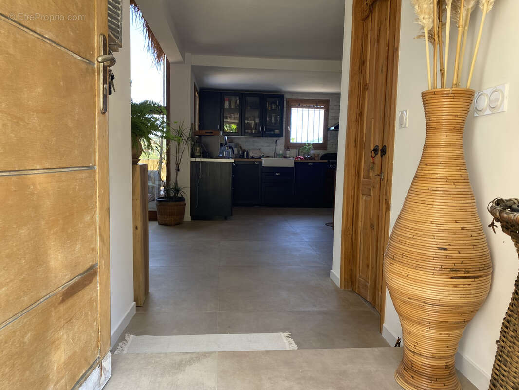 Maison à LA LONDE-LES-MAURES