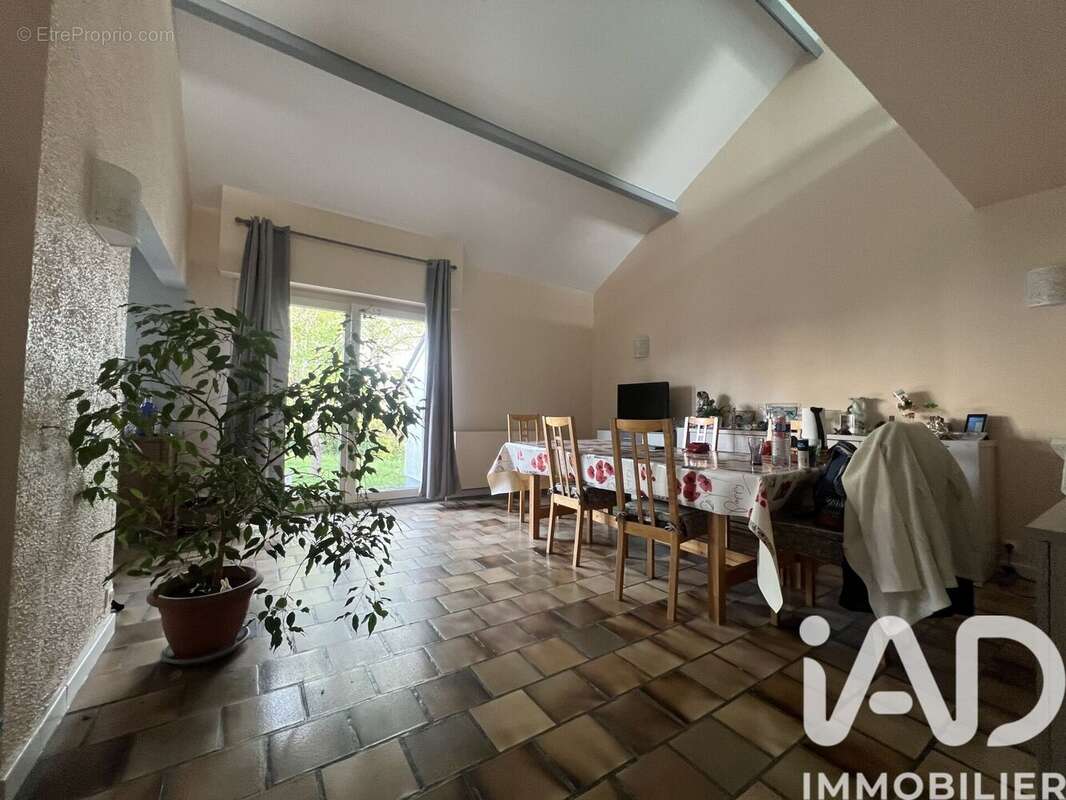 Photo 2 - Maison à TOURS