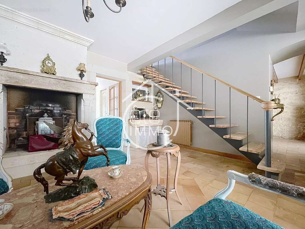 Maison à MONTPEYROUX