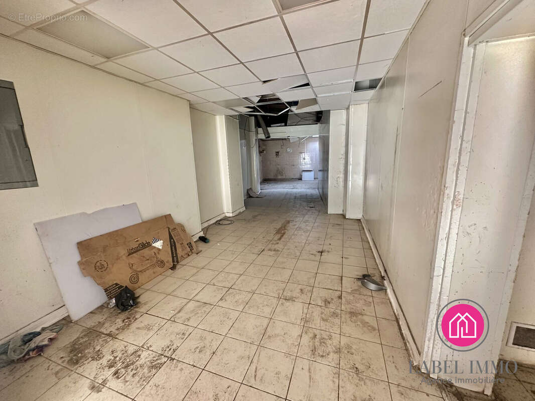 Appartement 261 m² à Valenciennes  - photo 3