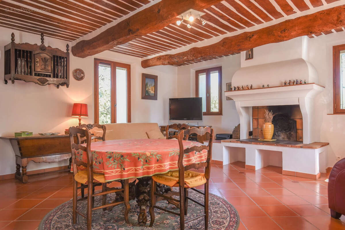 Maison à CARCES