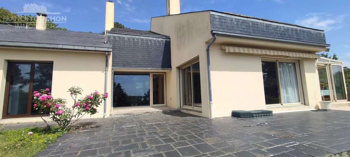 Maison à SOUPPES-SUR-LOING