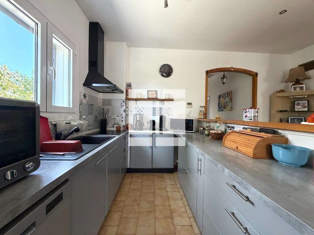 Maison de plain-pied avec vue exceptionnelle sur les domaines viticoles - photo 9