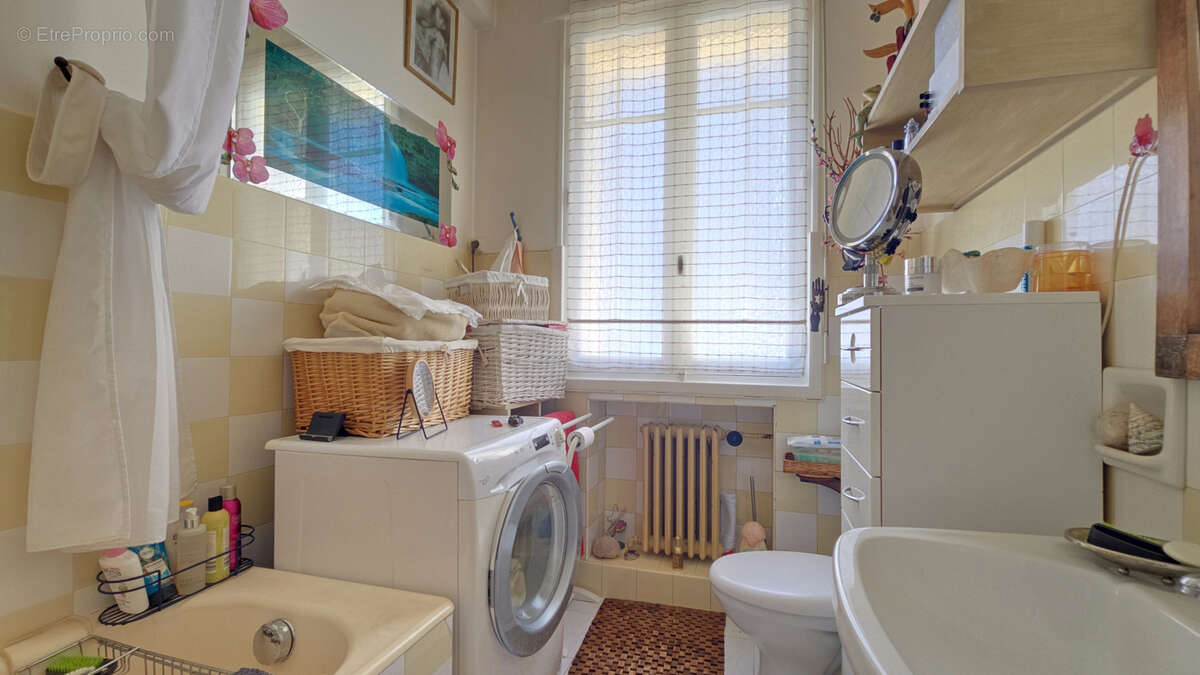 LE CANNET Europe appartement à vendre 2 pièces de 53 m2 - photo 6