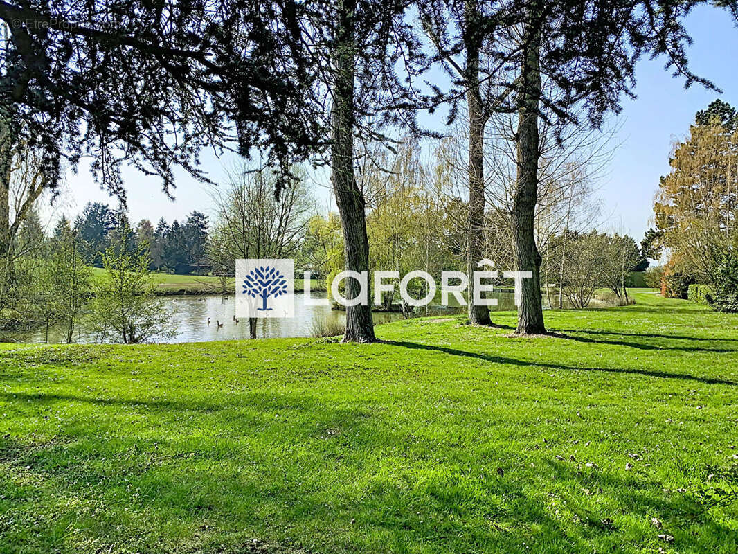 Maison à CRESPIERES