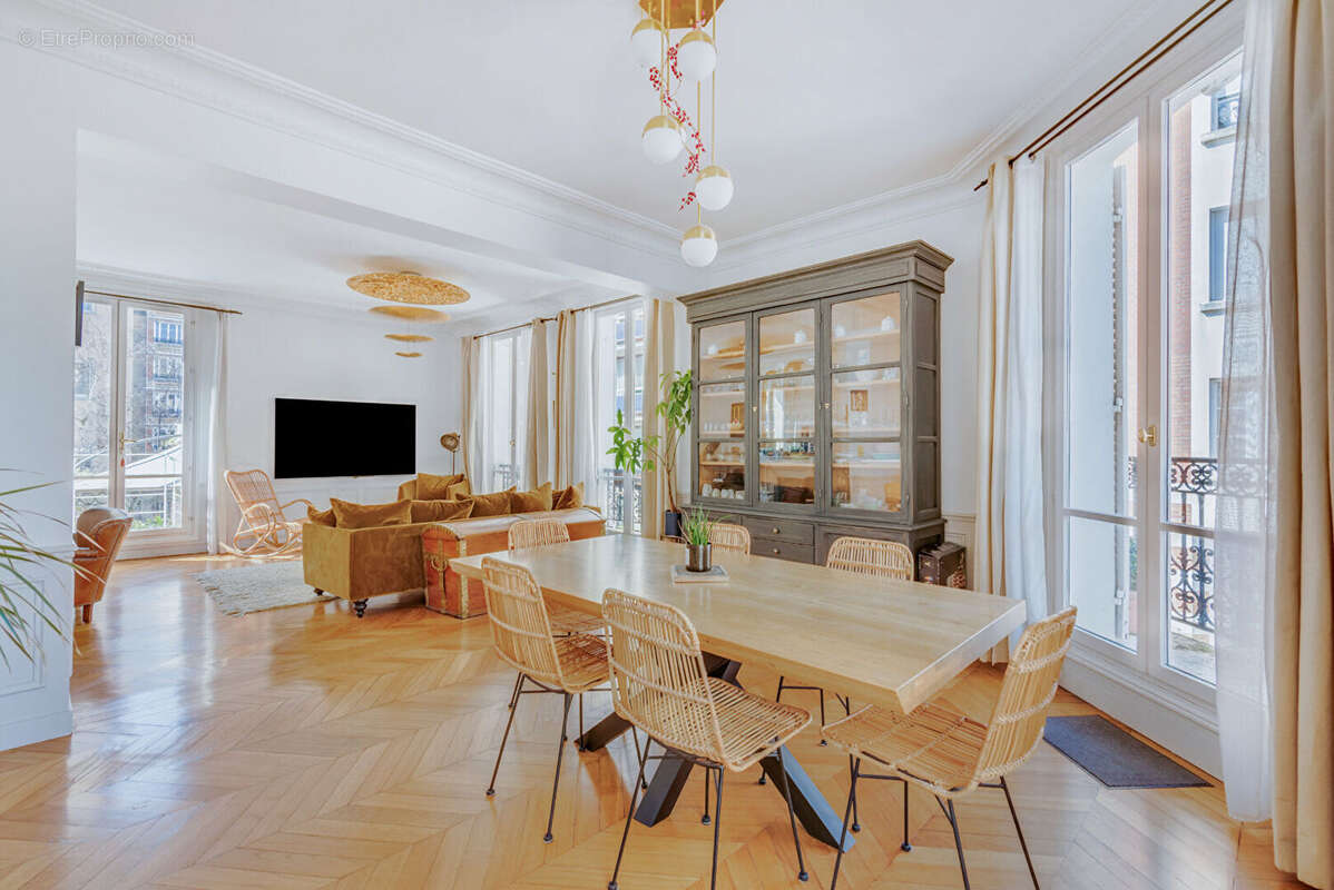 Paris 15 - maison  hotel particulier - photo 5