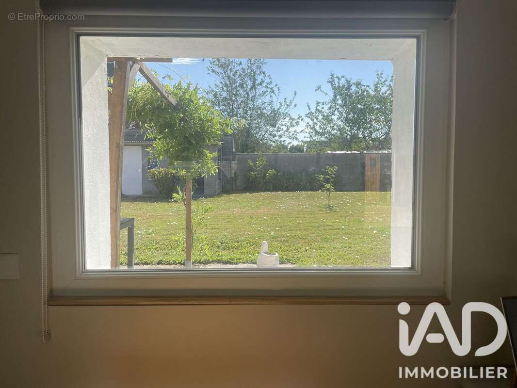 Maison 95 m² à Frunce  - photo 7