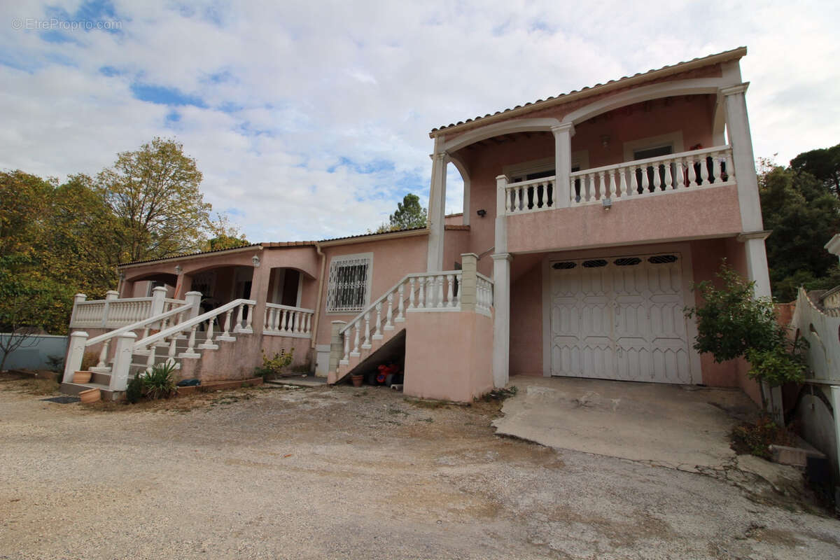 Maison de 210 m2. Terrain de 860 m2. - photo 28