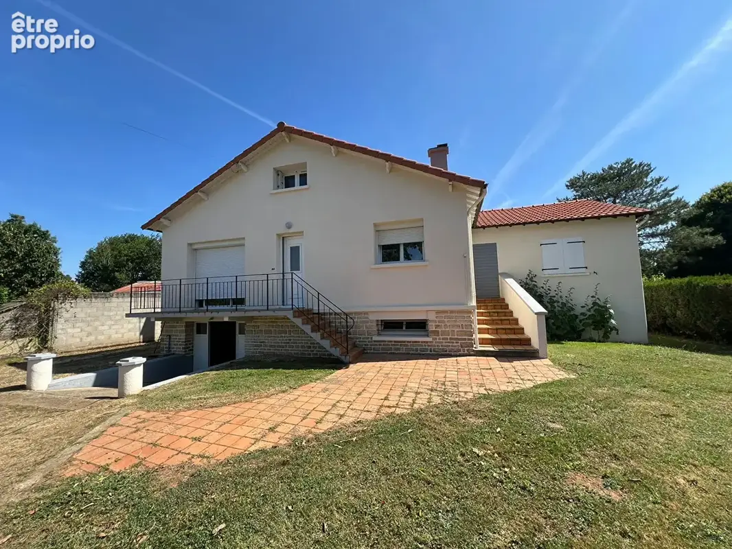 Maison 124 m² à Payre  - photo 3