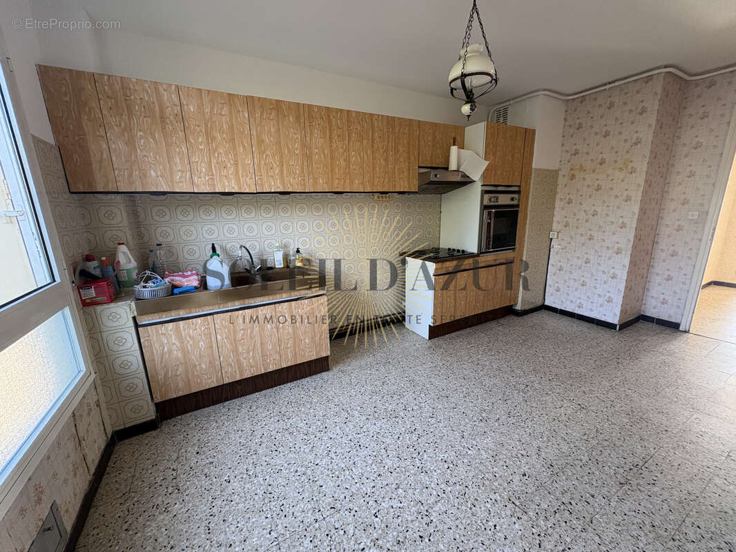 Appartement t4 vue mer, garage et cave - photo 7