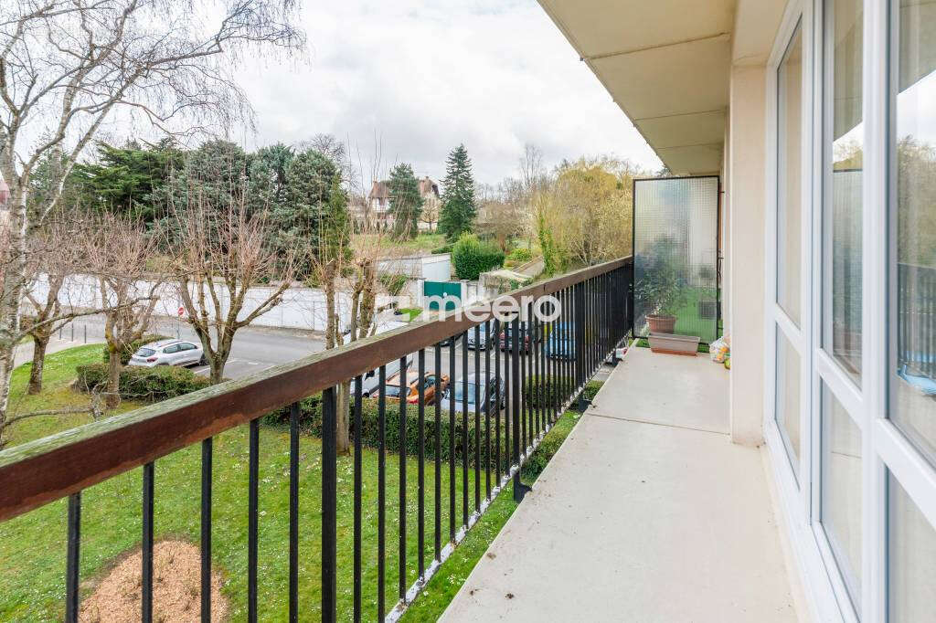 Appartement à MENNECY