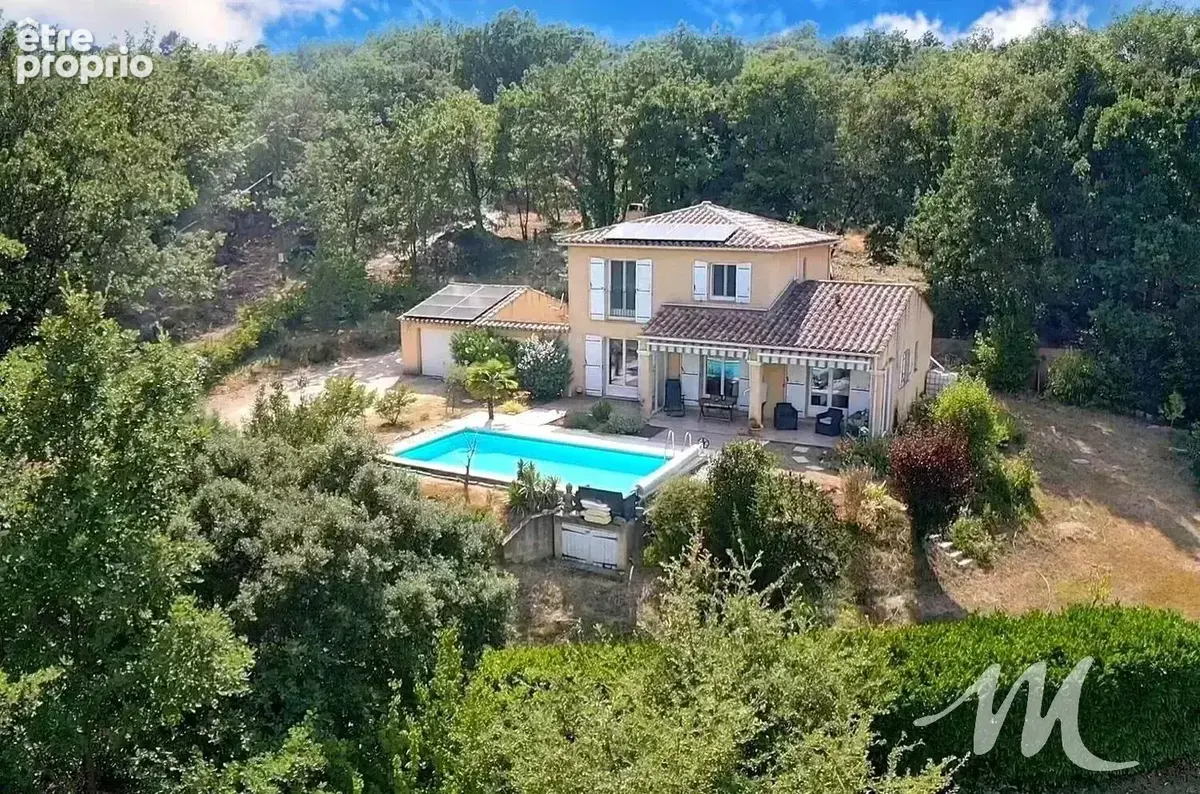 Villa 4 Chambres avec Piscine et Garage à Montmeyan (83670) - photo 2