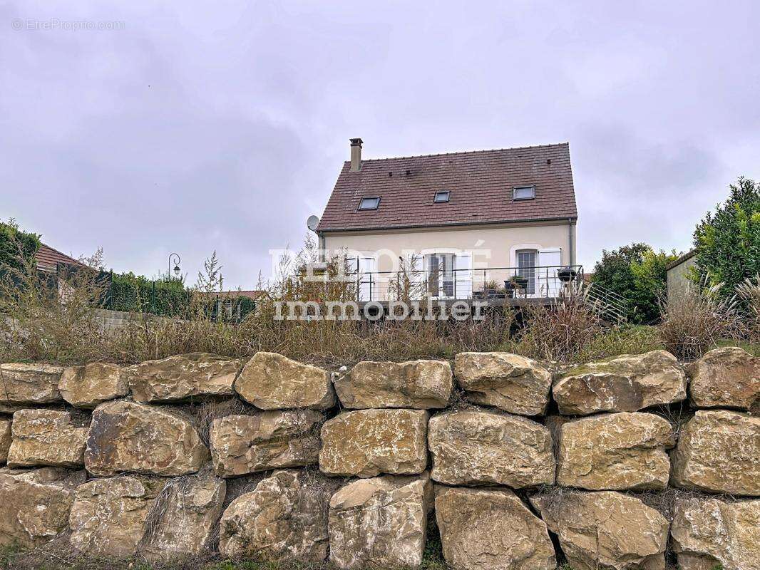 Maison à VILLE-EN-TARDENOIS