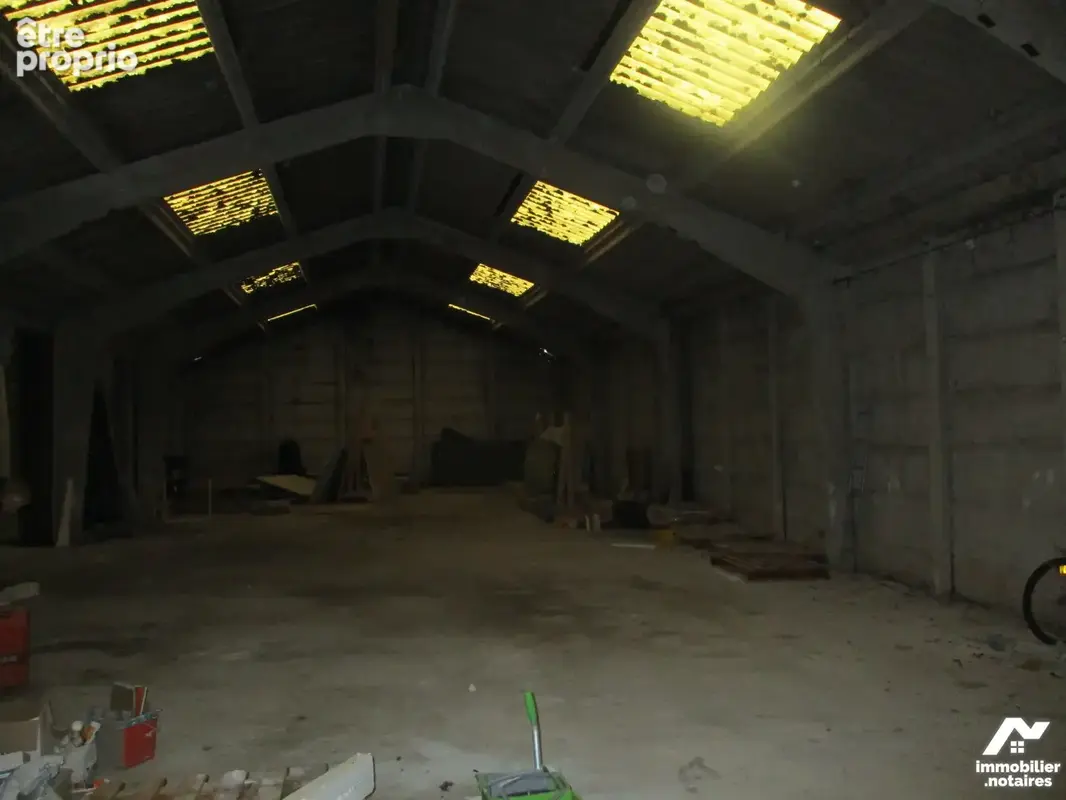 Proche SAINT OMER  : Ensemble Immobilier (hangar + Maison) - photo 2
