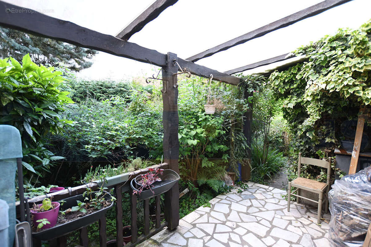 Maison à SAINT-CYR-L&#039;ECOLE