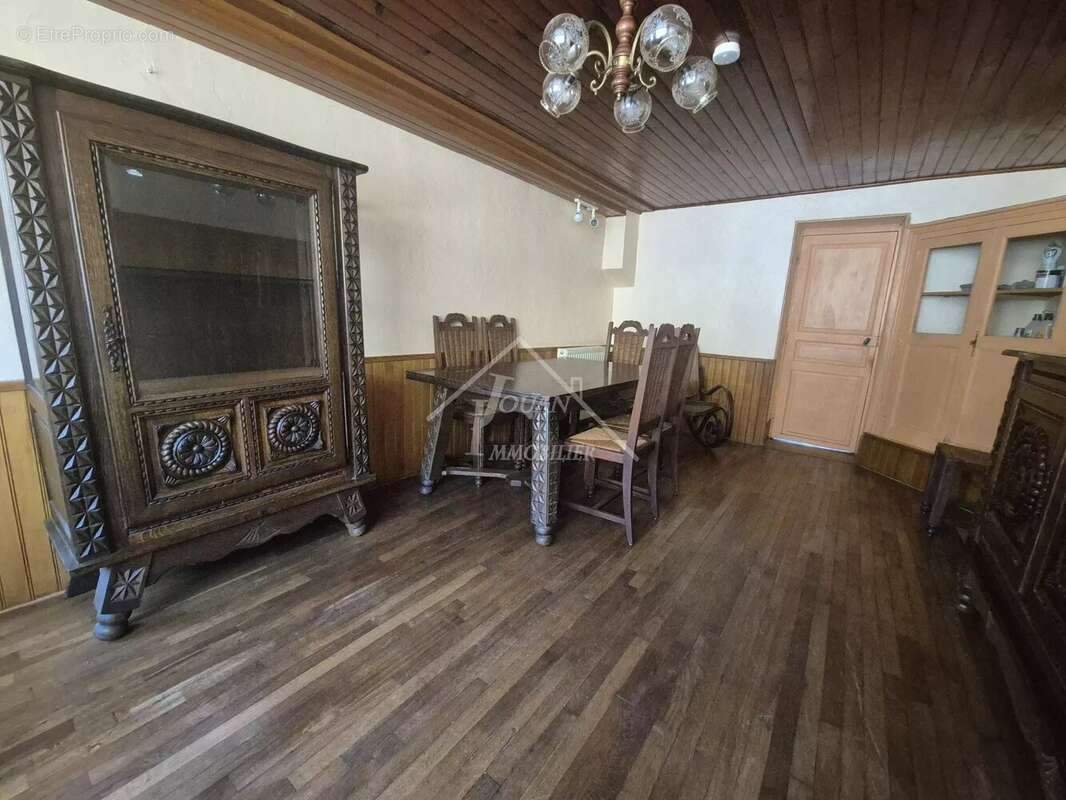 Maison à ECHASSIERES