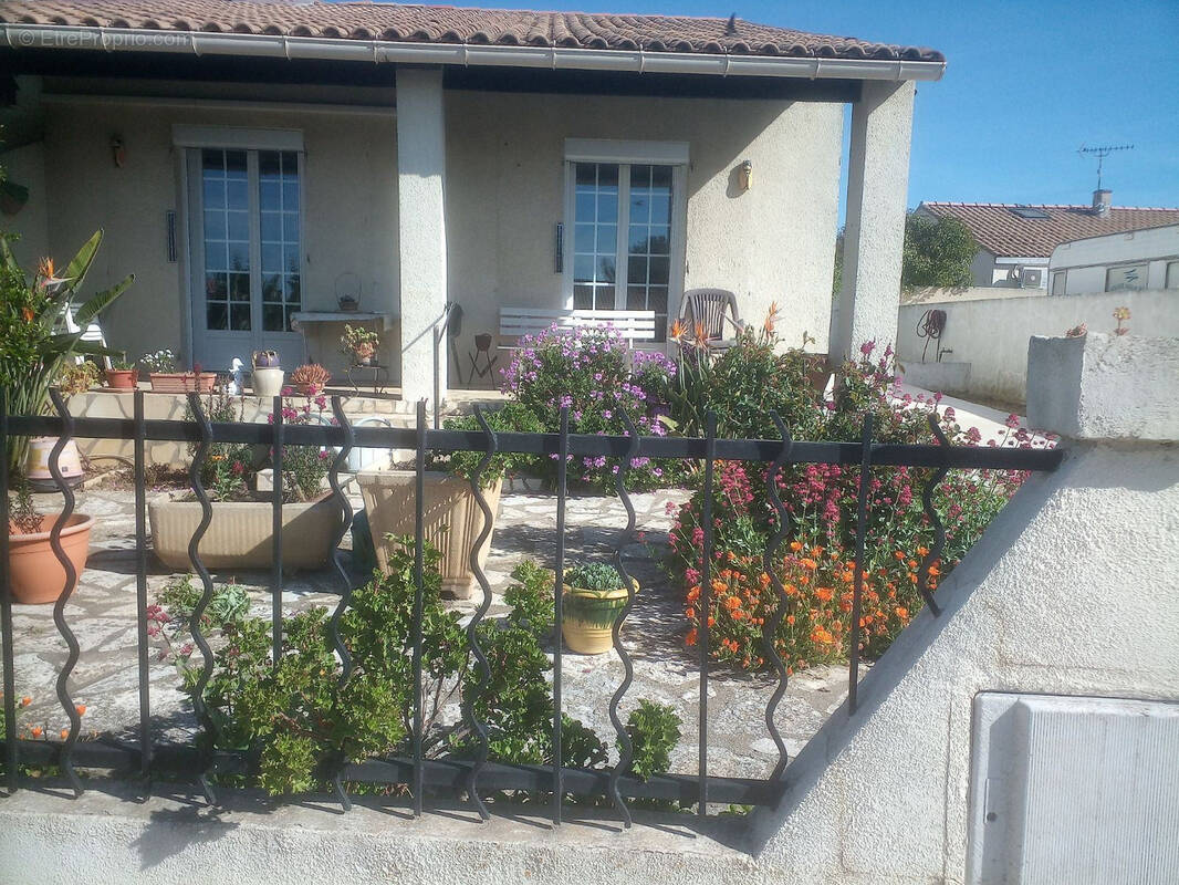 Maison à SAINT-GILLES
