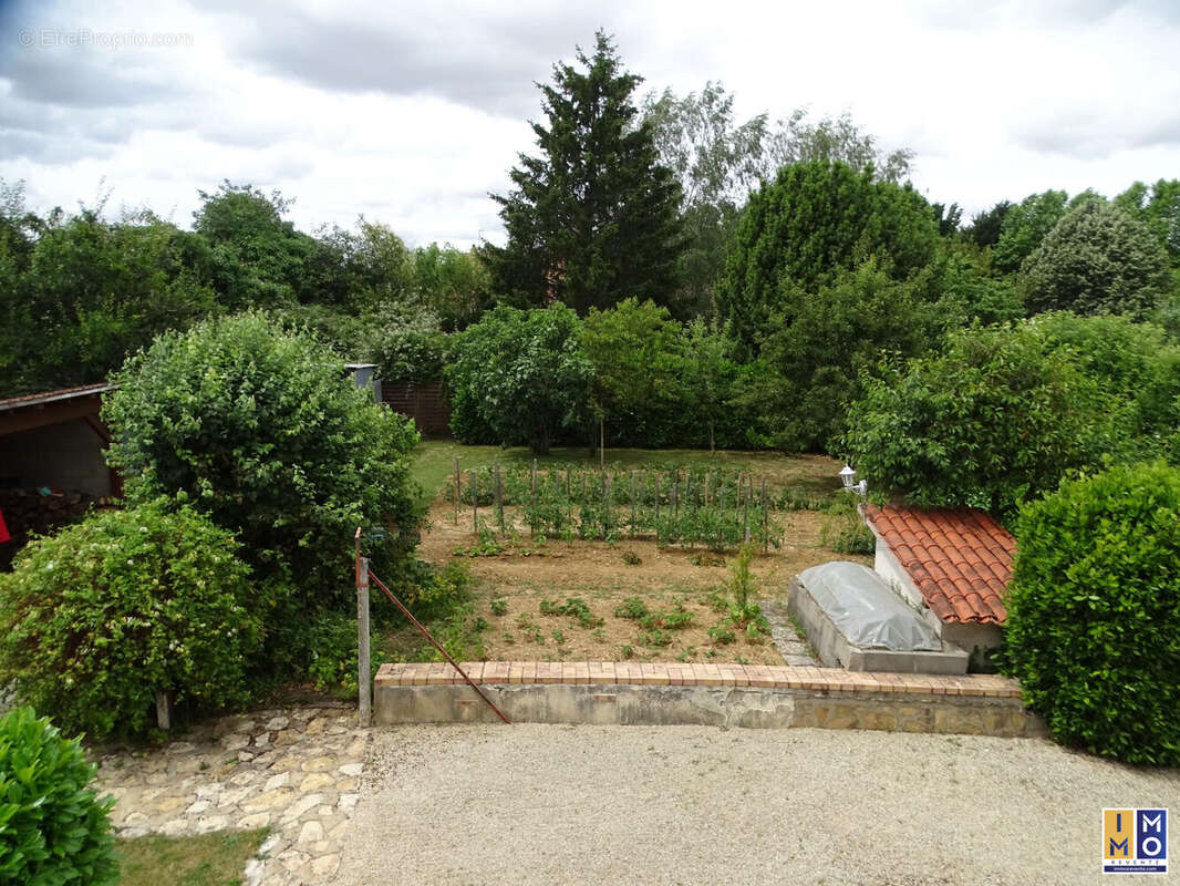 Maison à LEVET