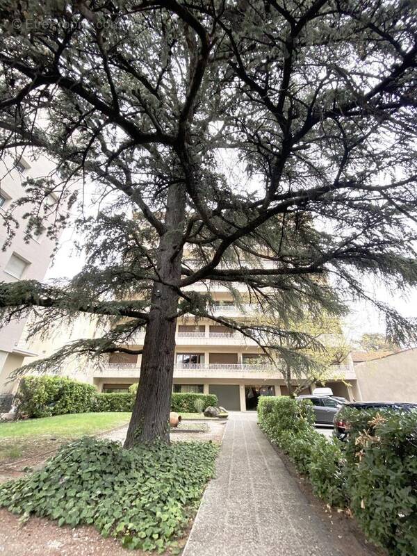 Appartement à ROMANS-SUR-ISERE