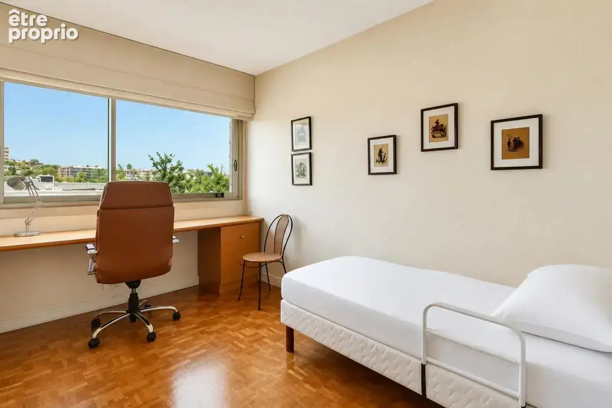 Saint-Giniez / Prado – Dernier étage, T5 150 m², 4 ch, terrasse - photo 9