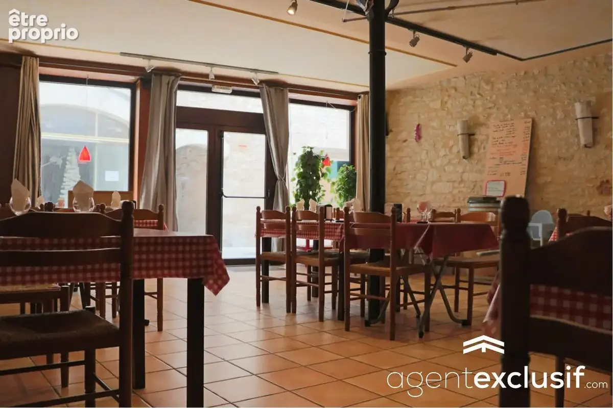 Maison 7 pièces 350 m² à vendre à Souillac (46200) - photo 3