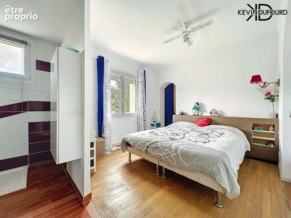 Maison 7 pièces 200 m² à vendre à Vesseaux (07200) - photo 4
