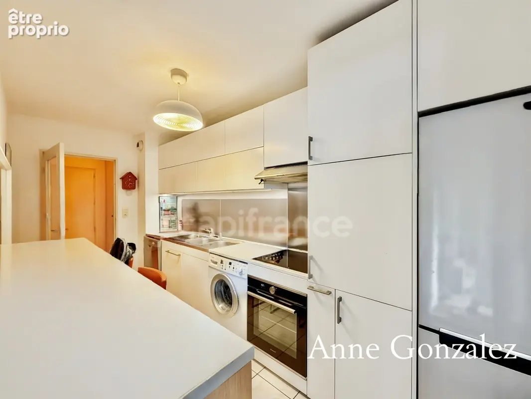 ORLEANS CENTRE derrière la médiathèque et proche de la gara à vendre el appartement T3 avec terrasse, jardin privatif clos et ar - photo 5