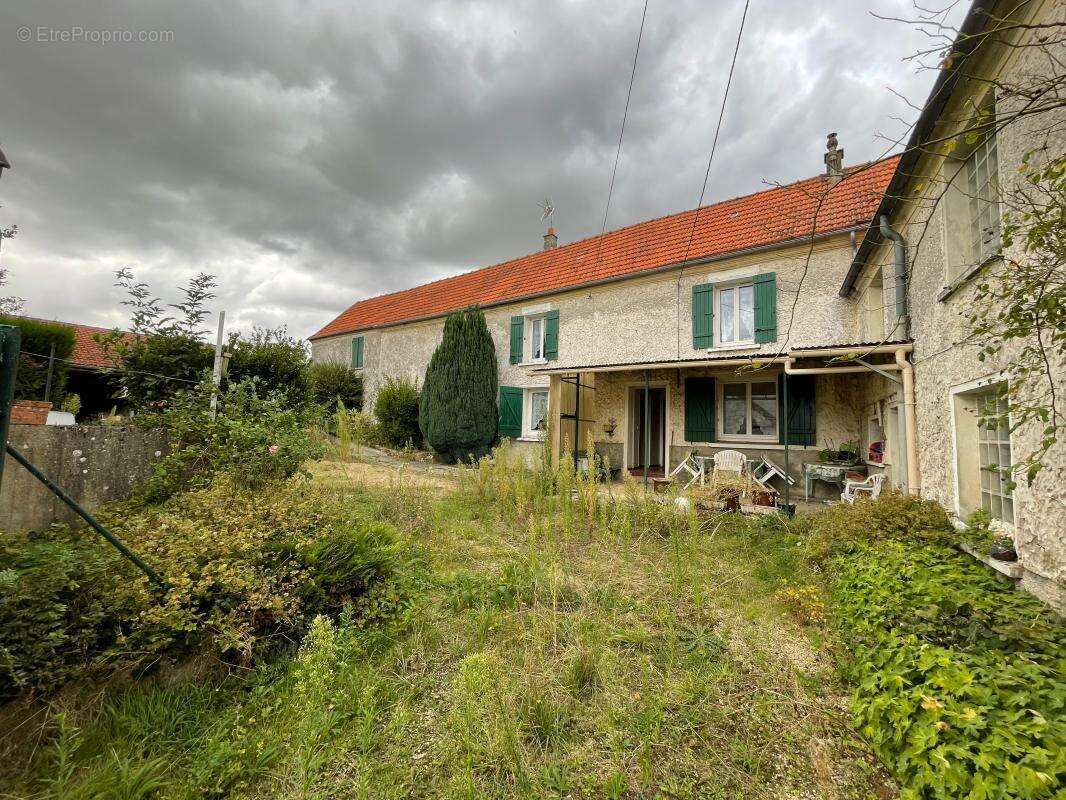 Maison à LIZY-SUR-OURCQ