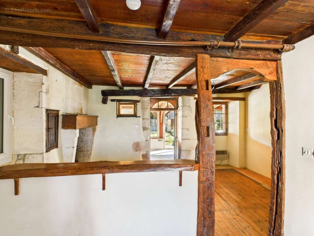 Maison à BERTRIC-BUREE