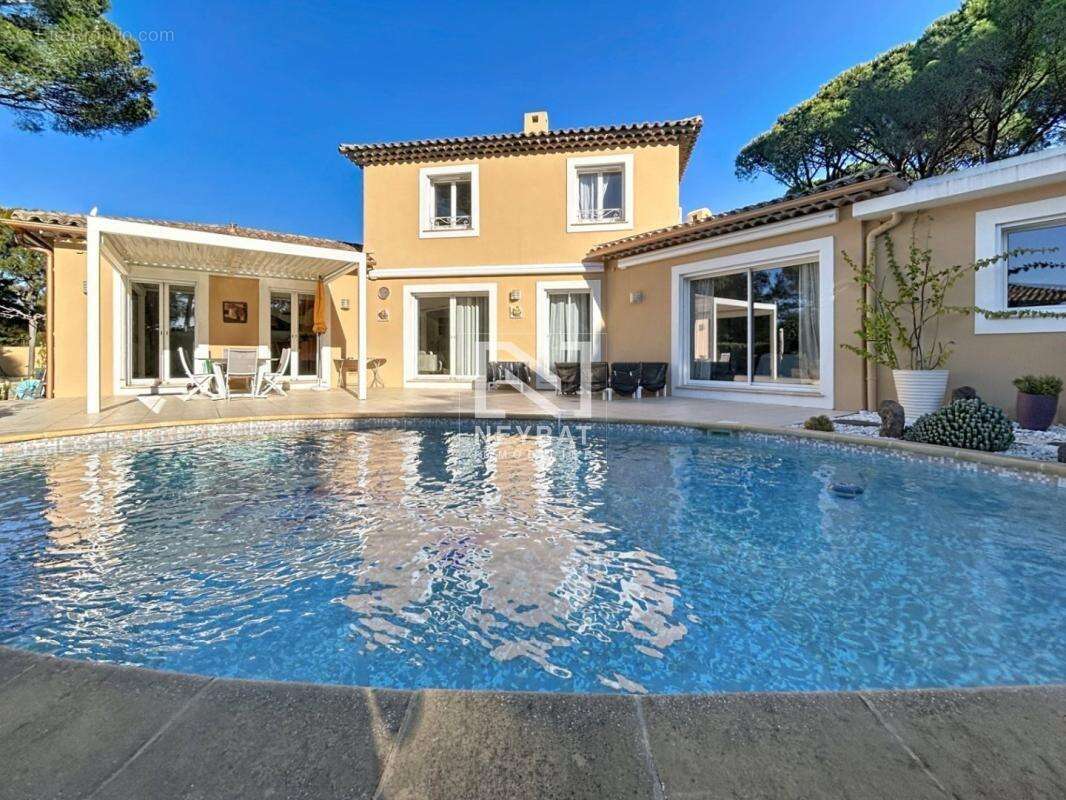 Maison à SAINT-RAPHAEL