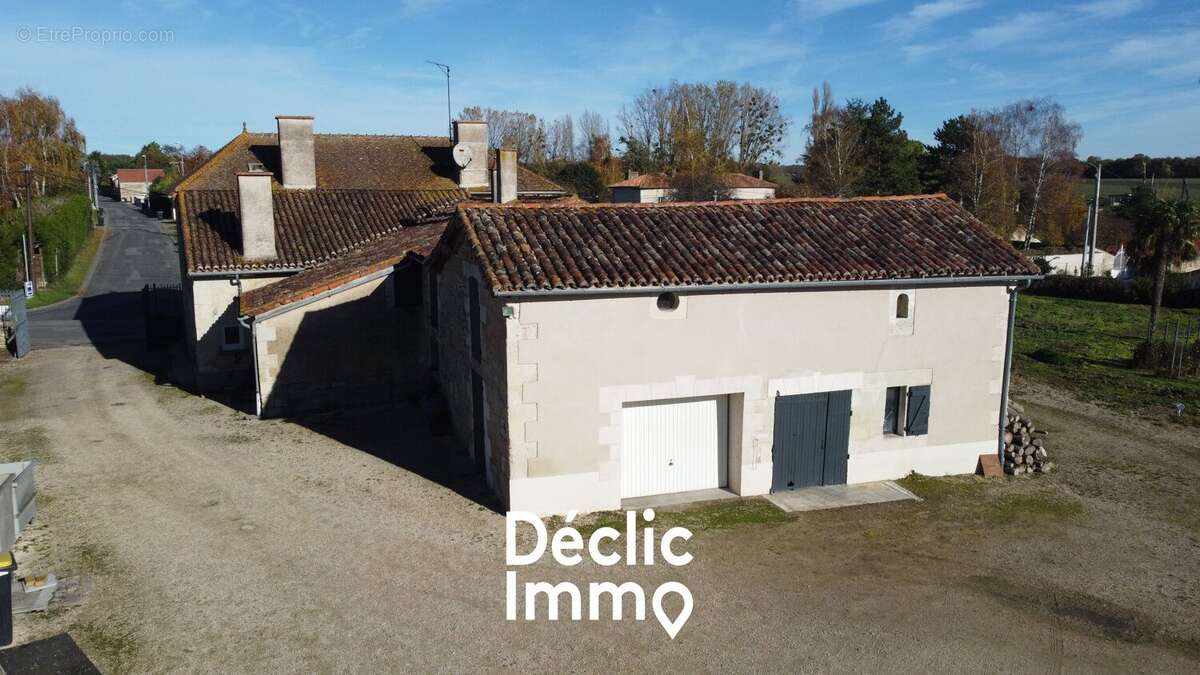 Maison à MARIGNY-BRIZAY