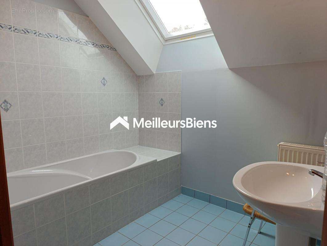 Propriété de 135m² hab - 4 chambres - Vie de plain pied - 1806m² terrain clos - photo 16