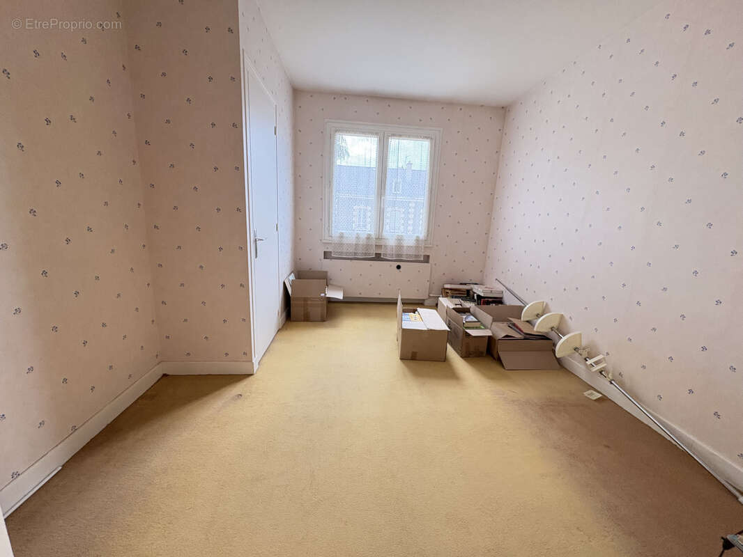 Maison à CHATEAUPONSAC