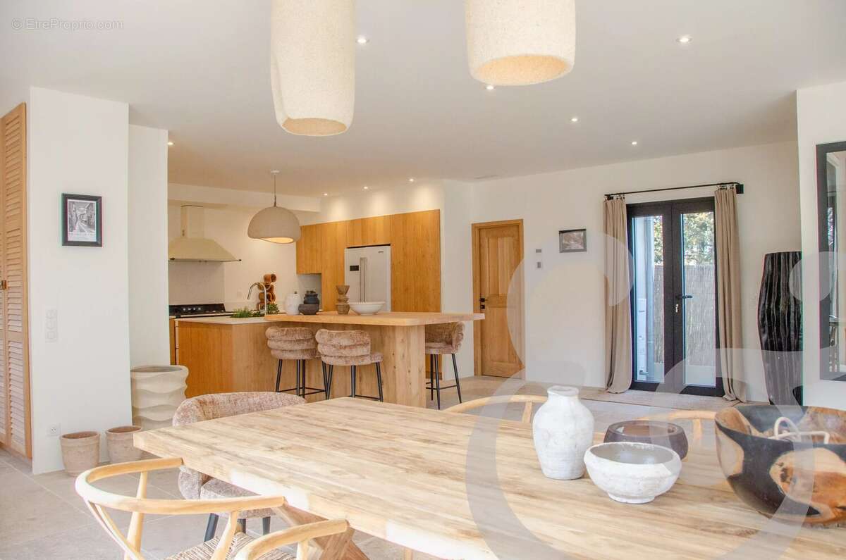 Maison à SAINT-REMY-DE-PROVENCE