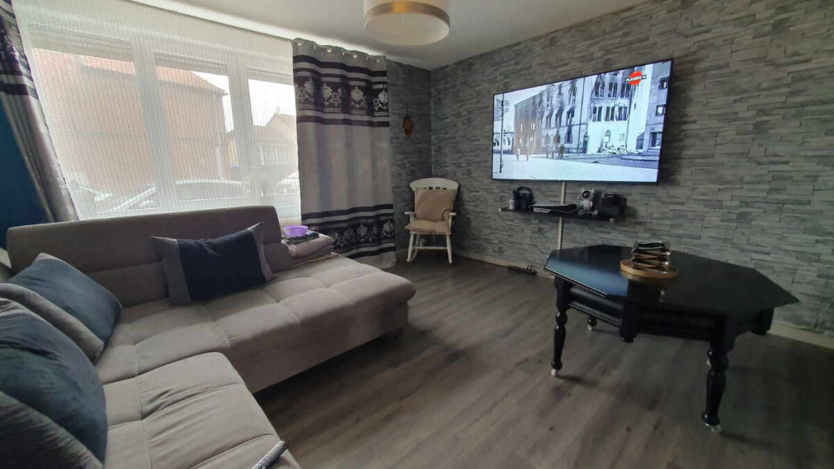 Maison à SIN-LE-NOBLE