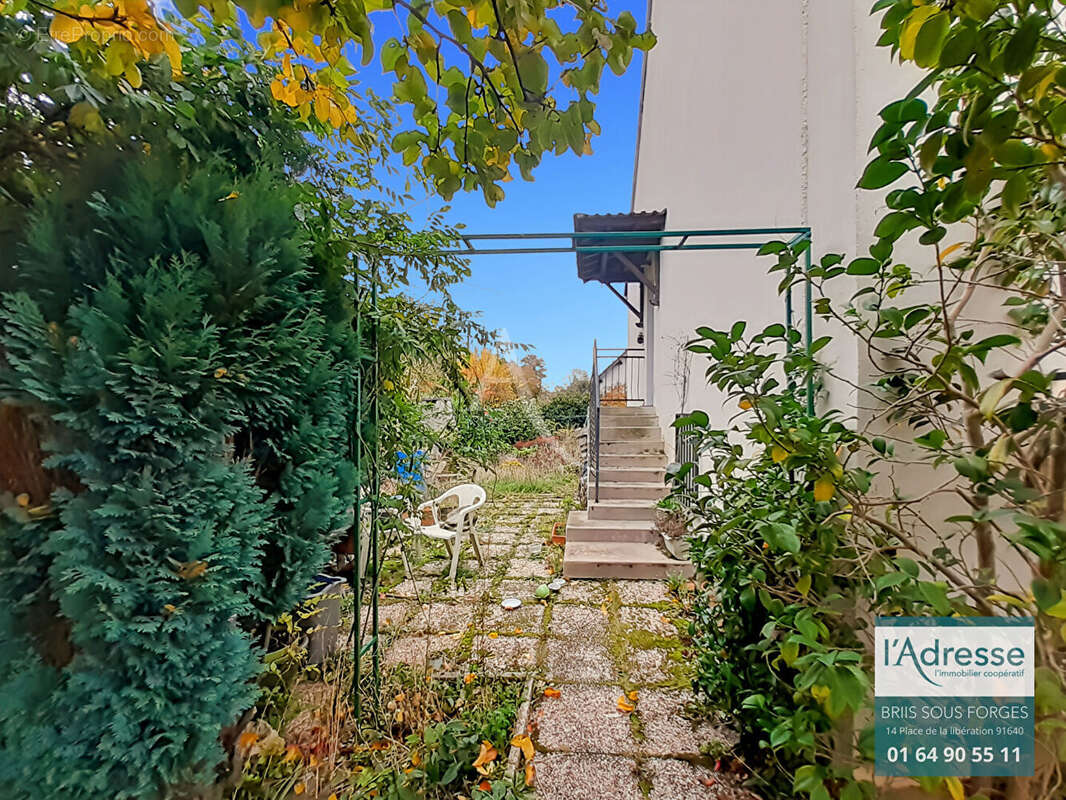 Maison à VAUGRIGNEUSE