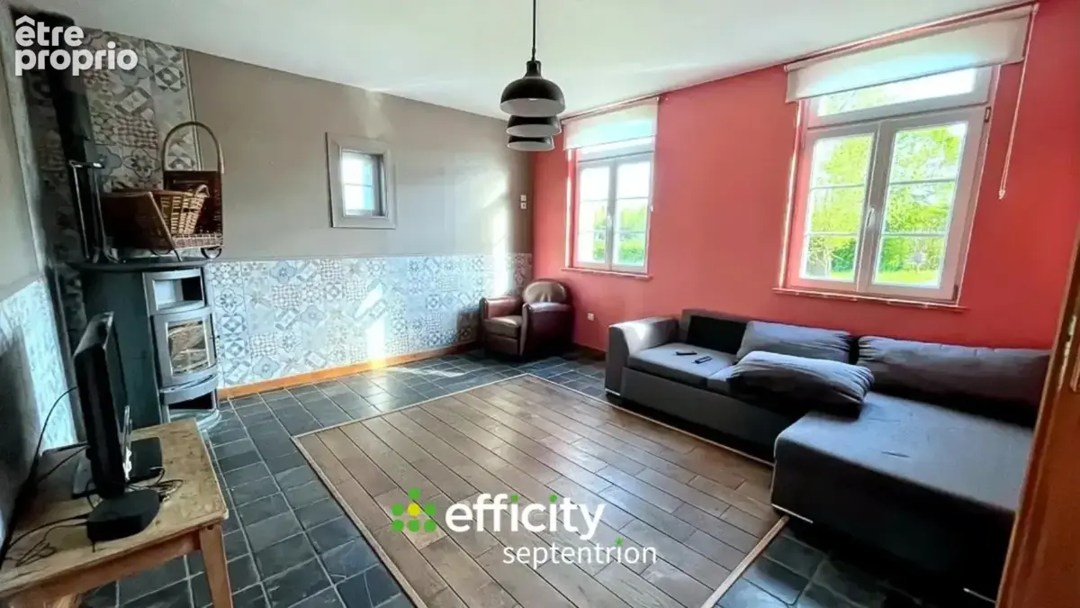 Maison 7 pièces 178 m² à vendre à Locquignol (59530) - photo 2