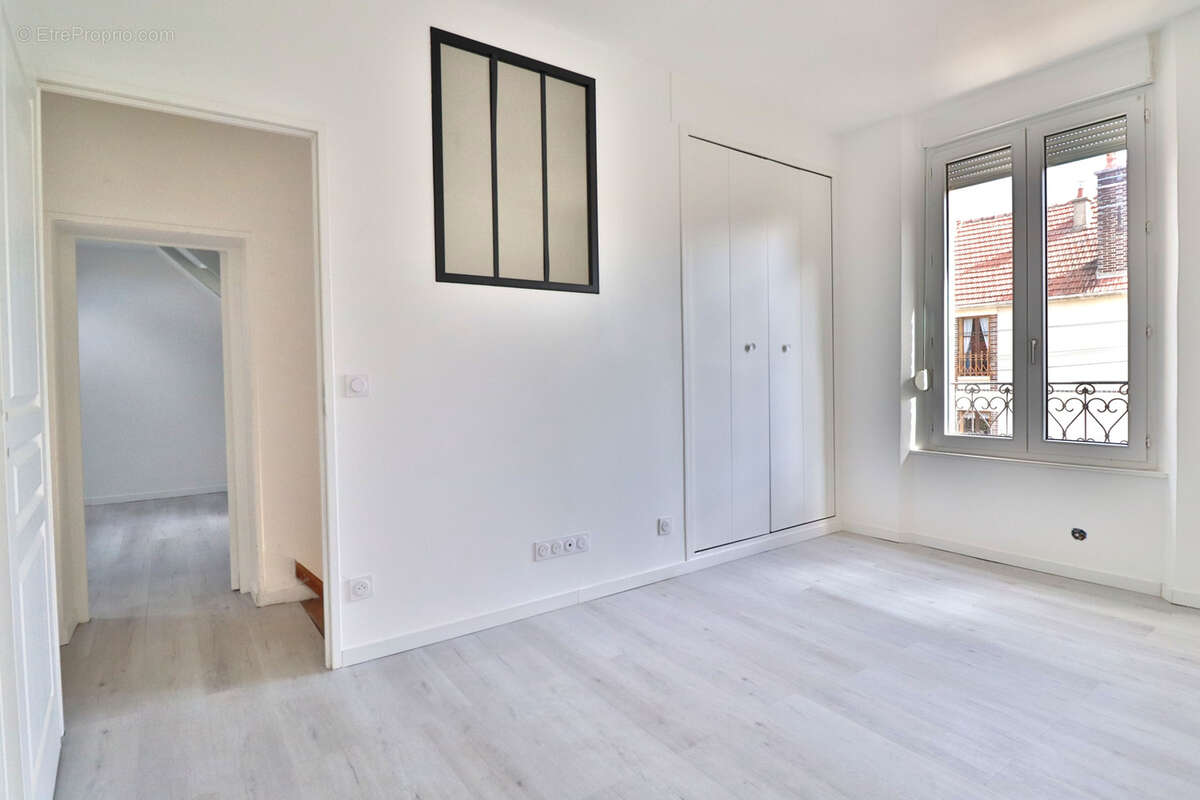 Maison à SAINTE-SAVINE