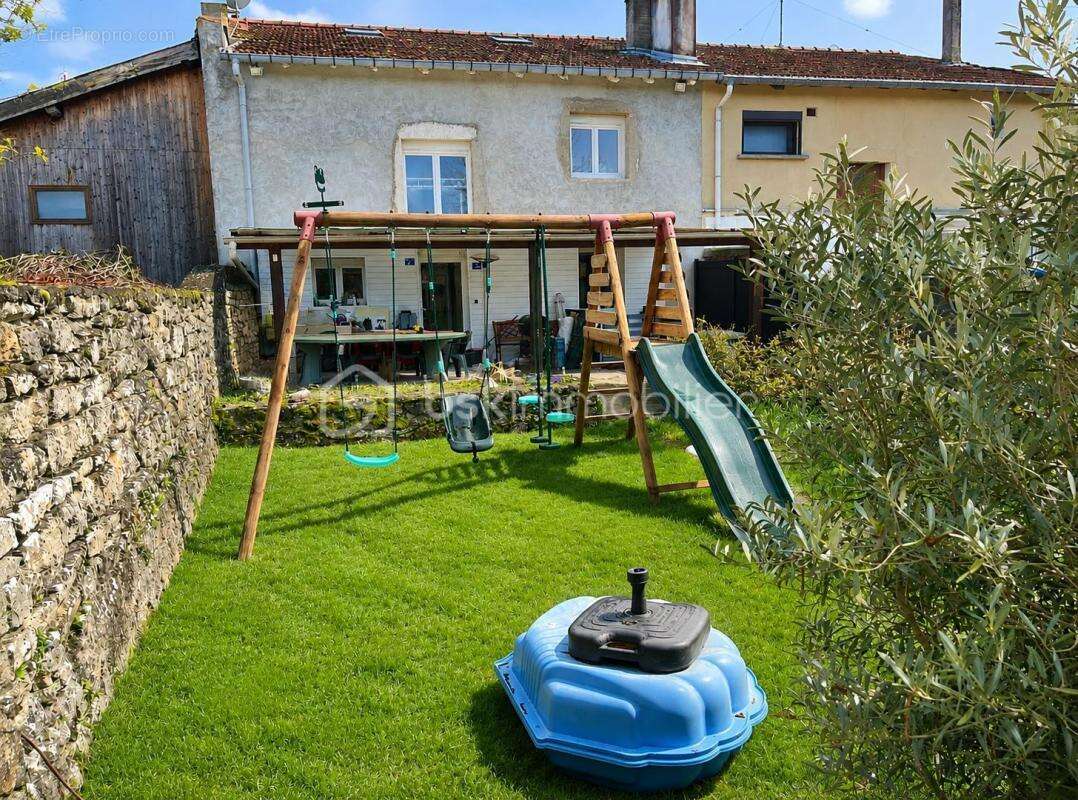 Maison à VANDIERES