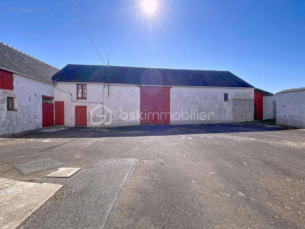 Maison à AUFFERVILLE