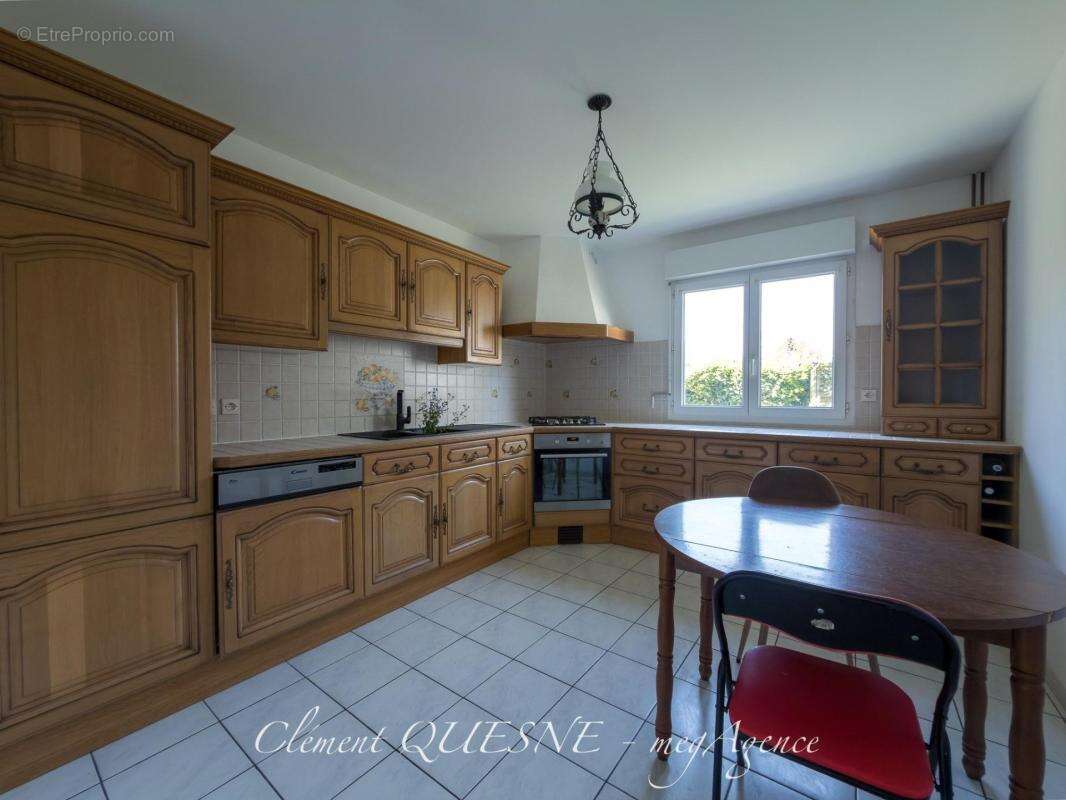 Maison à SAINT-MARTIN-EN-CAMPAGNE