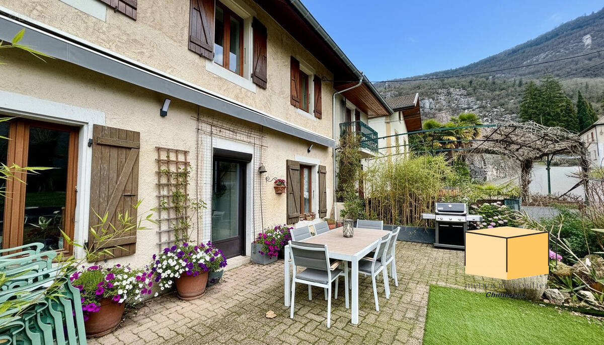 Maison à CHINDRIEUX