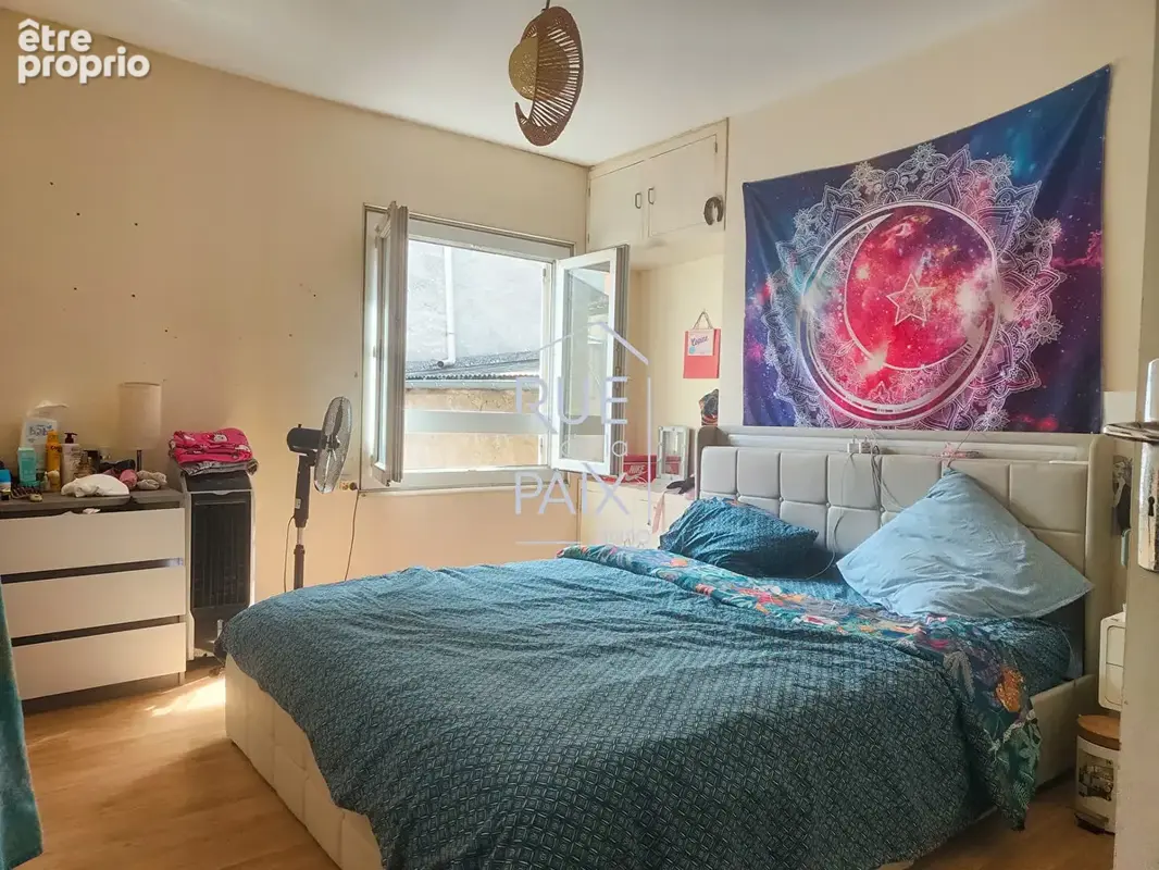 Immeuble Mirebeau 358 m2 - 6 logements + dépendances - photo 8