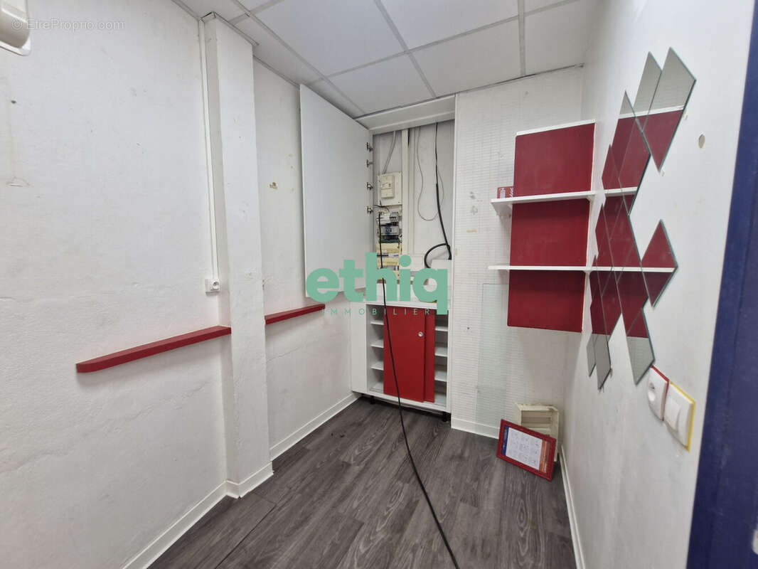 Commerce 40 m² à Le Gosier  - photo 5