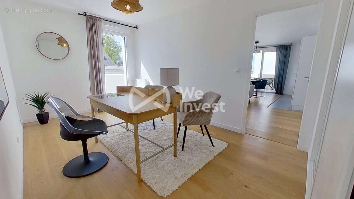 Chambre 1 - Appartement à NANTES
