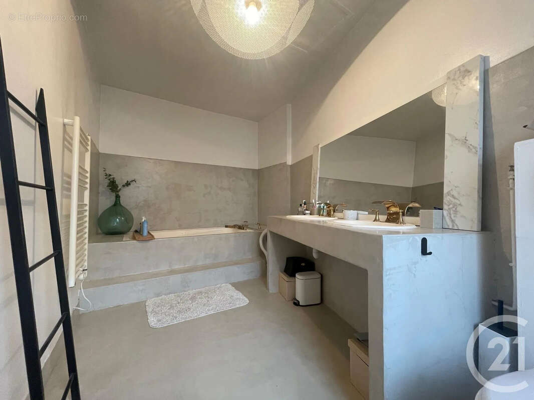 Appartement à MELUN