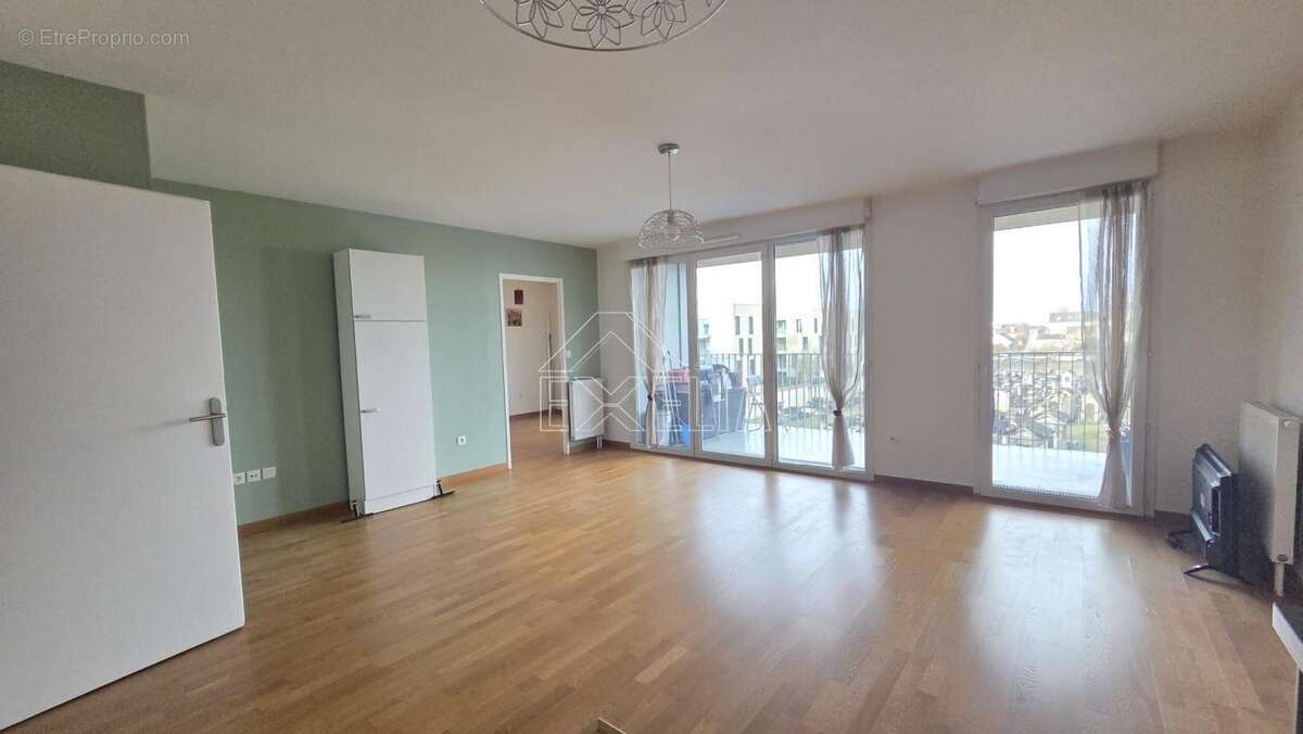 Appartement à MANTES-LA-JOLIE
