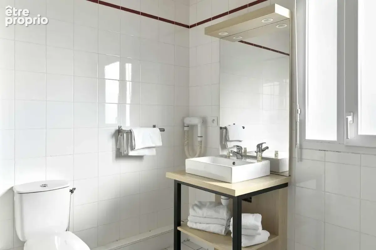 INVESTISSEMENT LOCATIF  ST CYR L'ÉCOLE  Résidence Affaires Zenitude Versailles Saint-Cyr-l'École  6,75 % de rentabilité - photo 5