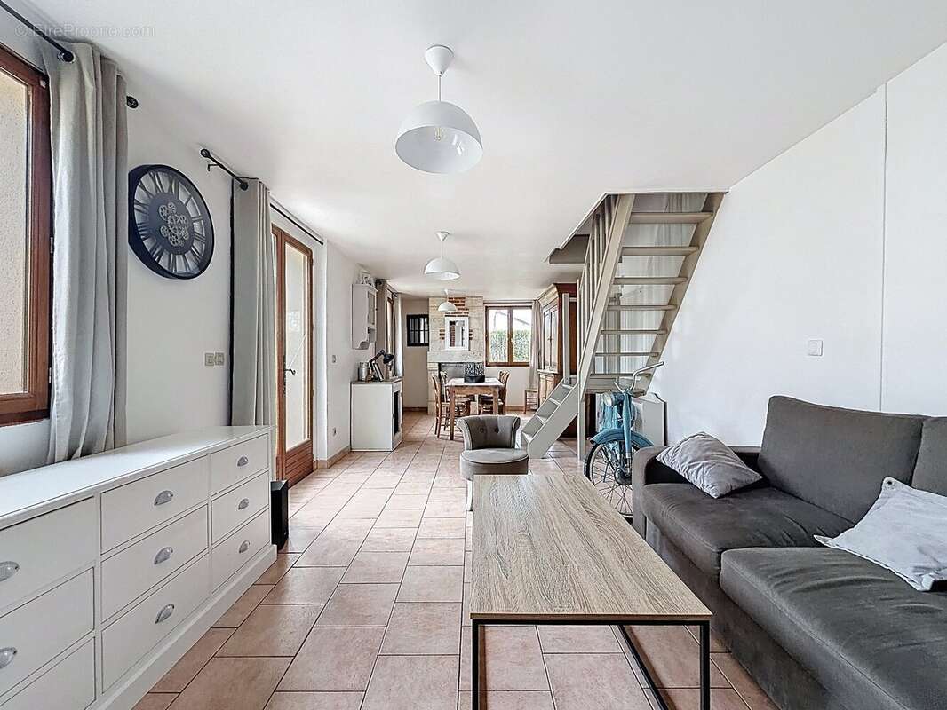 Maison à PONT-L'EVEQUE