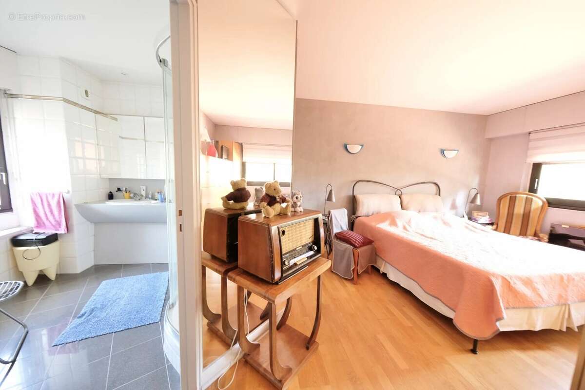 Maison à LYON-8E
